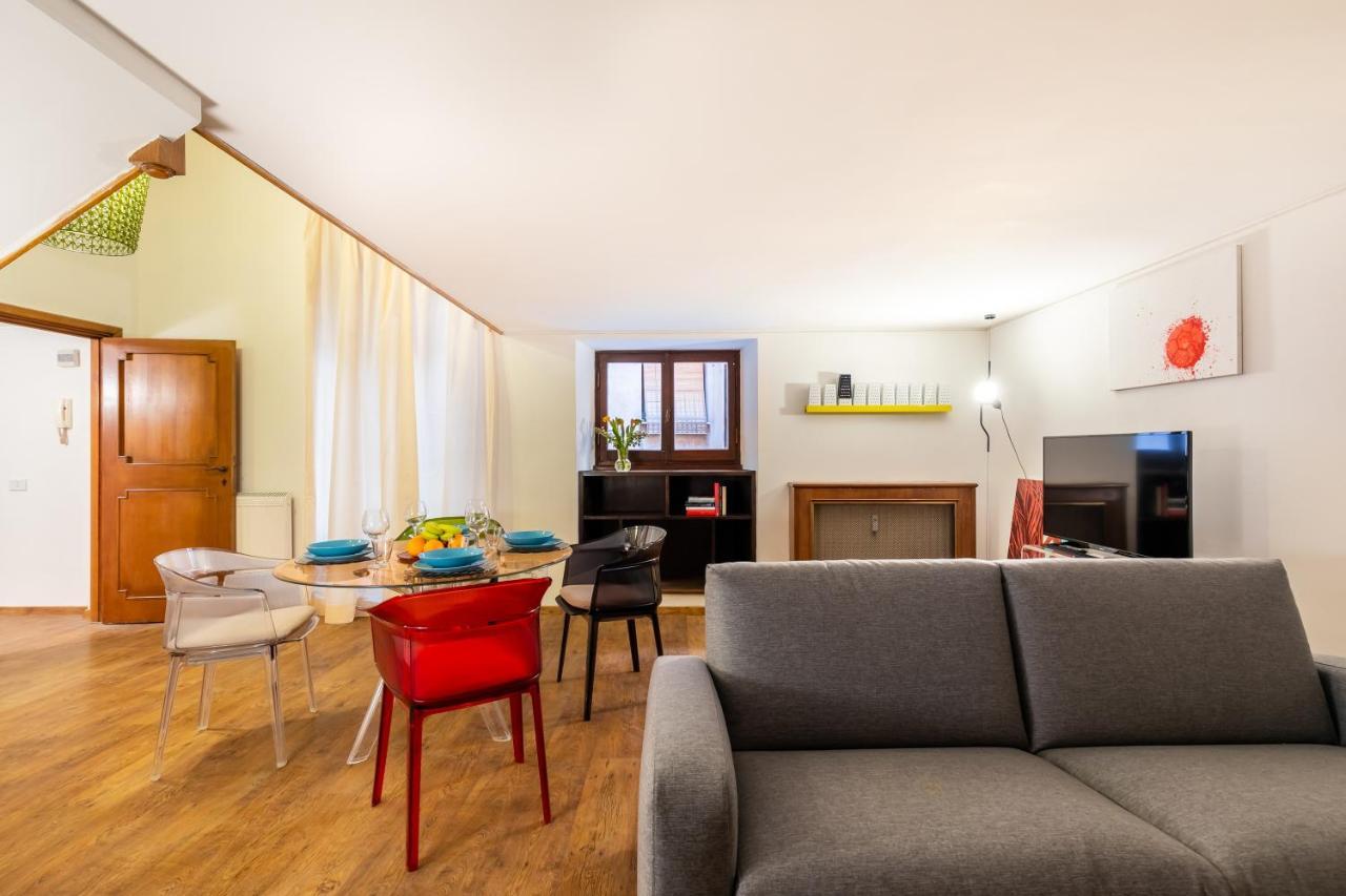 Rotonda 23 - Loft In Pantheon Apartman Róma Kültér fotó